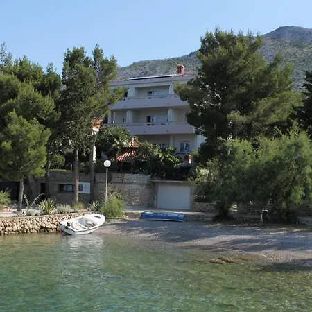 Gasthof Twin Starigrad 3333j 3*